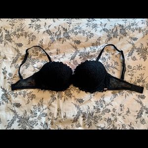 Victoria’s Secret Pink Push Up Size 32DD